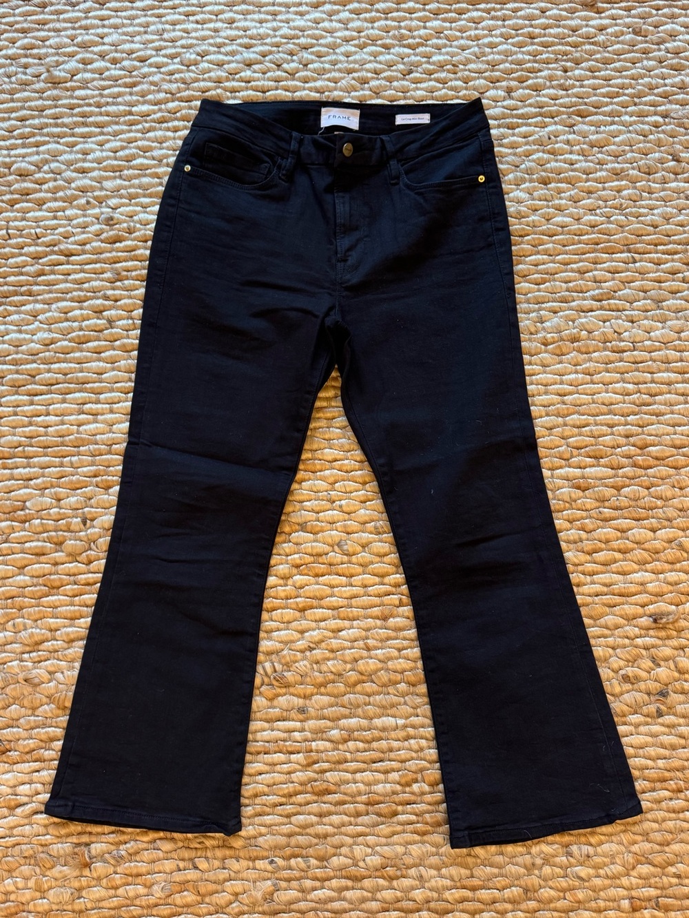 FRAME Le Crop Mini Boot in black size 31